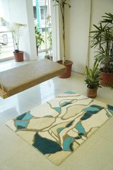 Hand Tufted Abstract Handmade Wool Rug Modern Area Rug in Ivory & Teal Carpet.