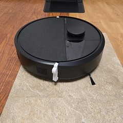 iRobot Roomba Plus 405 Combo Robot Vacuum & Mop AutoWash Dock, LiDAR 70x Suction