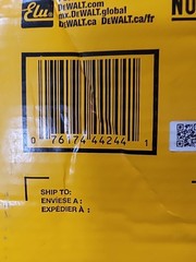 NEW!! DEWALT 20V MAX XR 24 in. Hedge Trimmer & Hedge Sweep – TOOL ONLY
