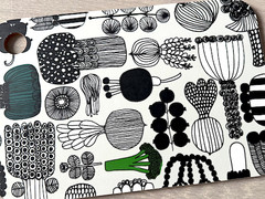 Marimekko Cutting Board Puutarhurin Parhaat 19.8cm x 29.8cm Rare Finland New