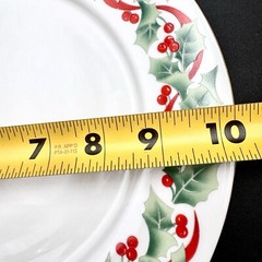 VTG 1990 SANGO NOEL 10.25″ Dinner Plates 8401 Christmas Holly & Ribbons SET/7
