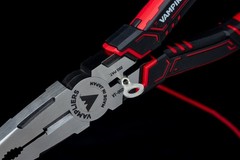 VAMPLIERS CAIMAN 7.5″ Screw Extractor Long Nose Pliers W/ Crimper + Wire Cutter