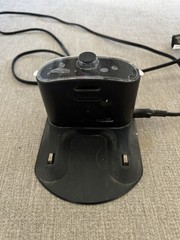 iRobot Roomba E5 vacuum And Charging Station-tested And Working