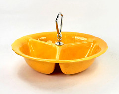 Vintage 60s Lane & Co. California Yellow 3 Section Candy Nut Dish 8″ C652