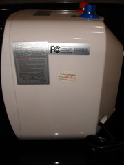 2.5 Gallon Hot Water Heater Under Sink Counter 110v 120v Electric Tank(B170)