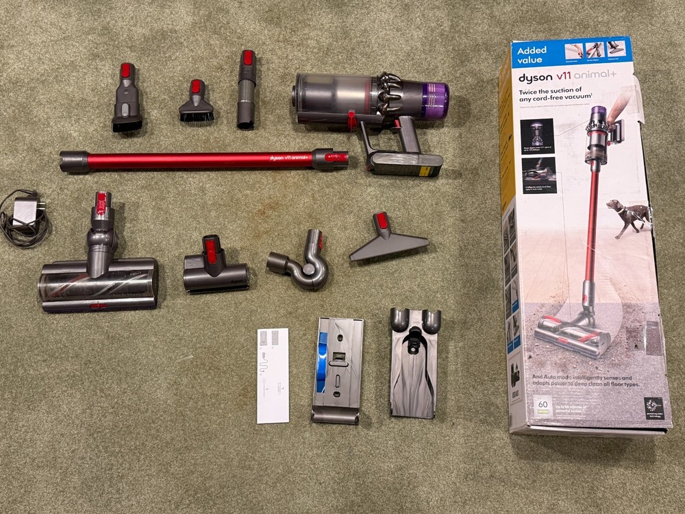 Dyson V11 Animal+ Cordless Stick Vacuum Cleaner – Great Condition