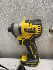 DEWALT DCK225D2R 20V MAX ATOMIC 1/2 in. Drill Driver and 1/4 in. Impact Driver