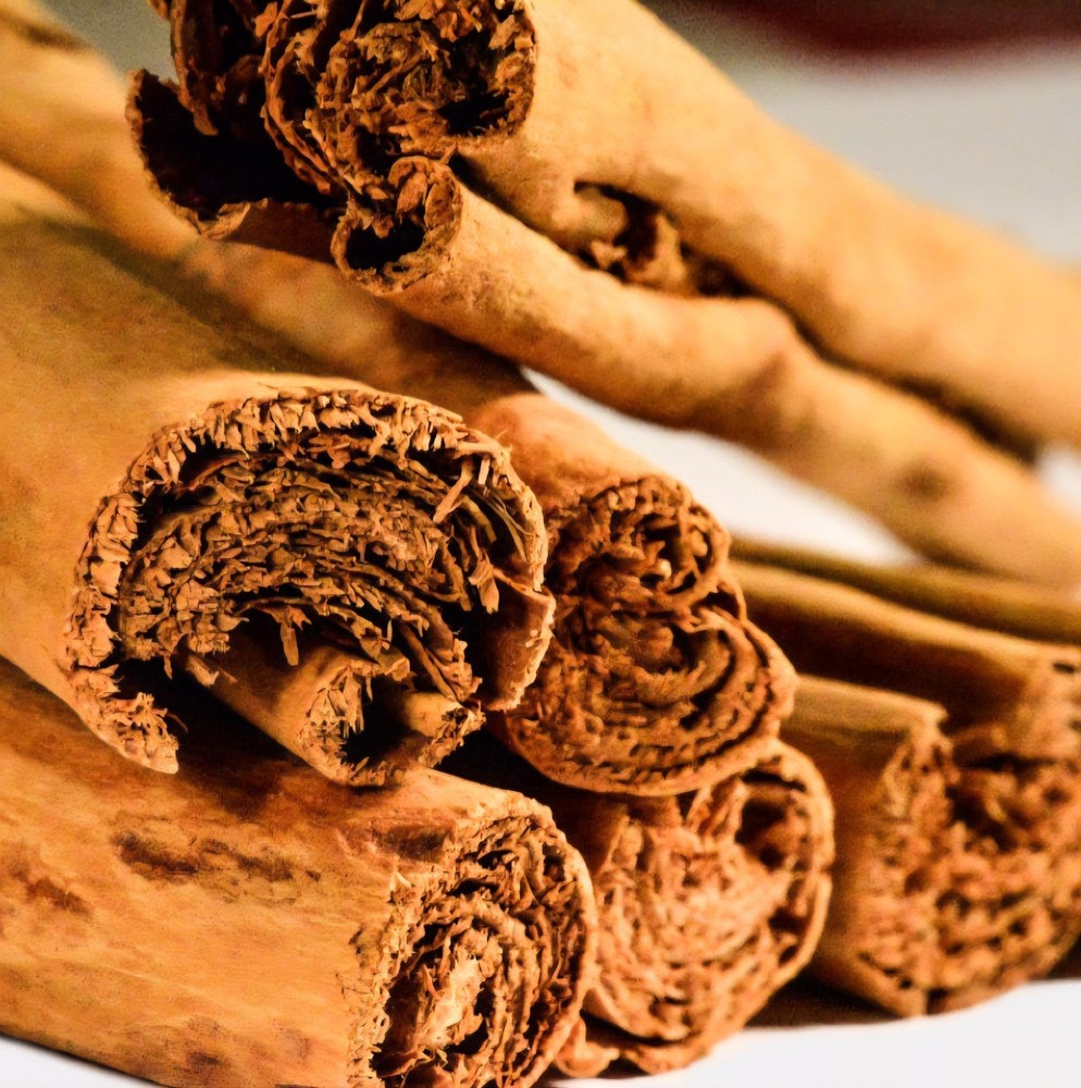100% Organic Ceylon Cinnamon Sticks Imported From Sri Lanka ( 4 oz )