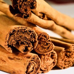 100% Organic Ceylon Cinnamon Sticks Imported From Sri Lanka ( 4 oz )