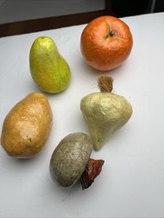Vintage Paper Mache Faux Food Vegetables & Fruit Lot of 5 Handmade Garlic Pear