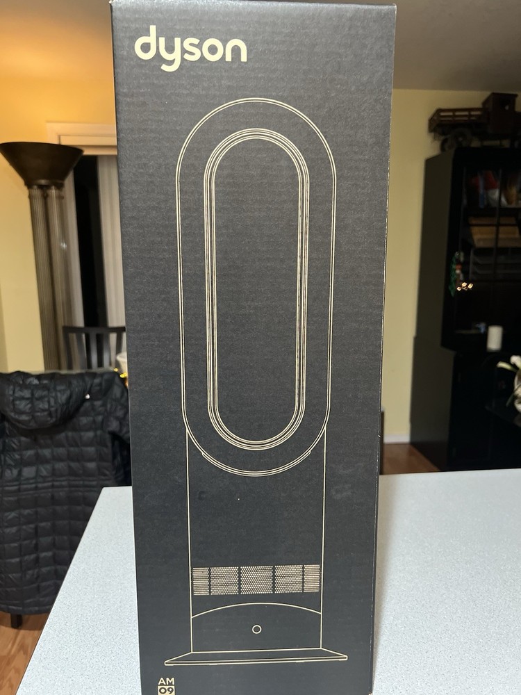 Dyson AM09 Hot + Cool Tower Heater Air Multiplier Technology Gray Silver Black