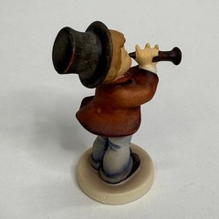 Hummel Gobel Figurine 85 4/0 TMK 6 3.25″ Boy with Horn Serenade