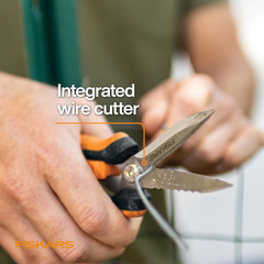 Fiskars Pruning Shears for Gardening, Multipurpose 8″ Garden Shears with Sheath