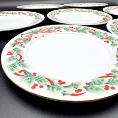 VTG 1990 SANGO NOEL 10.25″ Dinner Plates 8401 Christmas Holly & Ribbons SET/7