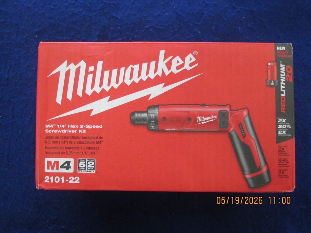 Milwaukee 2101-22 M4 1/4″ Hexagon Screwdriver Kit 2 Batteries