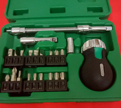 Vintage S-K Tools Reverse Gear Stubby Ratcheting Screwdriver Set