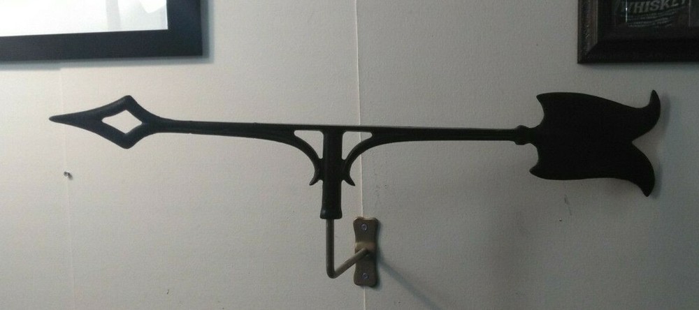 24” Aluminum wall mounted Weathervane Arrow.SOLD AS SHOWN.Complete with bracket