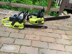 2 Poulan Chainsaws Pair Of Chain Saws Both Run