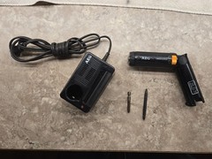 AEG (Milwauke 6539-1) Cordless Screwdriver Works w/Charger & Batt Read Descript