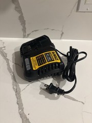 Dewalt dcb1104 battery charger