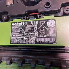 Roomba Combo J9+ RCA-Y1 Complete Unit Minus Bin Only 22 Hours Use Tested Working