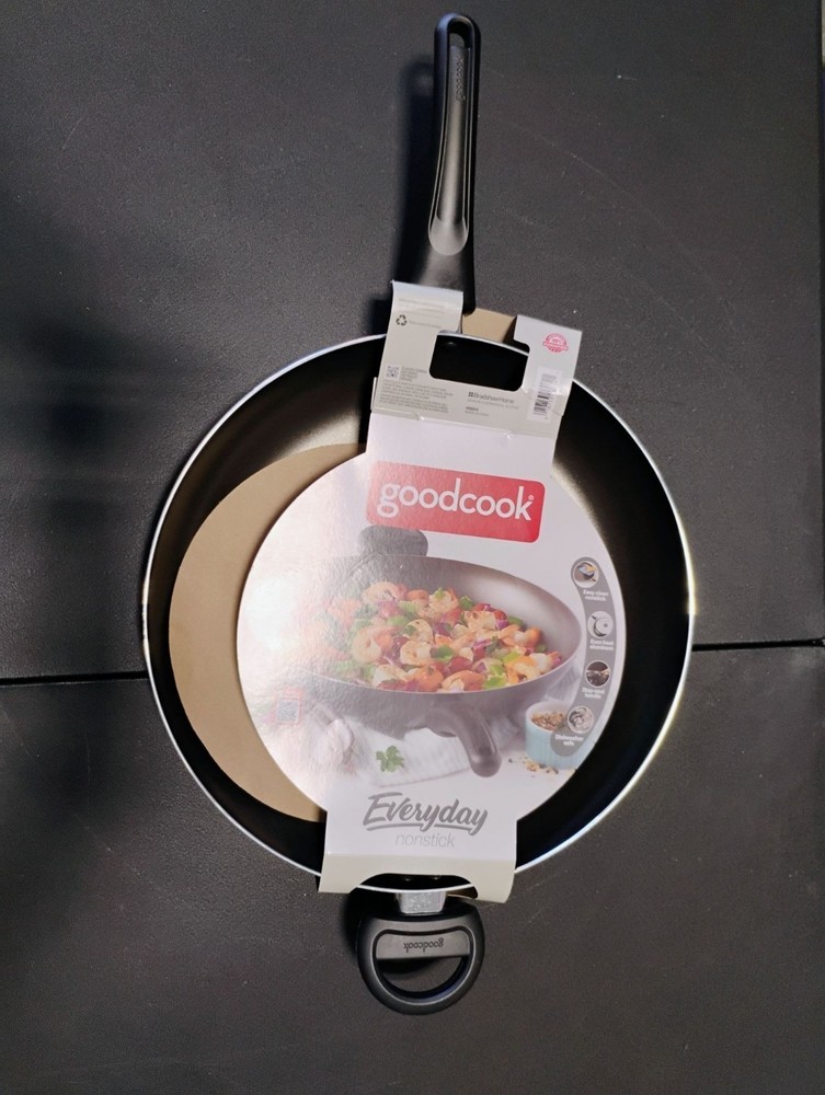 Goodcook Everyday Nonstick Sauté Pan With Stay-Cool Handle 13.5″