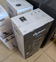 BRAND NEW DYSON WASHG1 CORDLESS WET CLEANER HARDWOOD HARD FLOOR TILE WASH G1