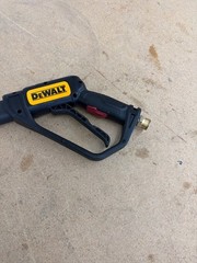 DEWALT Spray Gun M22 Connections 4500 PSI for Cold Water Pressure Washer