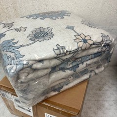 8x10ft Low Pile Area Rug, Machine Washable, Non Skip Vintage Floral Blue & White