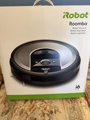 iRobot Roomba i6 Robot Vacuum Wi-Fi Bagless Cordless Black Gray