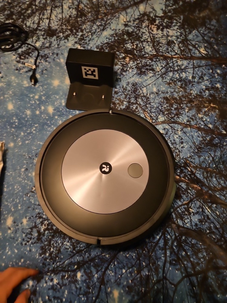 iRobot Roomba j7 – Wi-Fi Connected Robot Vacuum Gray #SC6965