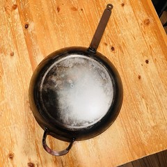 De Buyer Made In France 12.5 × 2.5 Inch Heavy Dudy Carbon Steel Cooking Pan