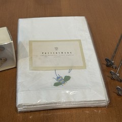 Pottery Barn Napkins Embroided Bees White Set Of 4 NIP w/ Napkin Rings + Picks