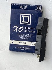 XO120 20 Amp Single Pole 20A 120V Circuit Breaker Cutler Hammer NEW!!