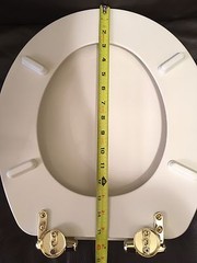Porcher 70122-00.071 Round Front Toilet Seat BISCUIT with Polished Brass Hinges