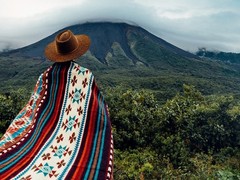 Extra Large – REVERSIBLE ALPACA Wool Blanket Andean Pattern 75×90 in
