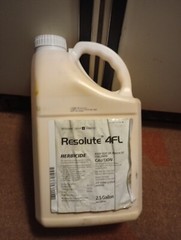 Resolute Prodiamine 4 FL Herbicide – 2.5 Gallon