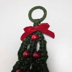 Macrame Wood Beaded Christmas Tree Hanging Decor Green Red Boho 15″