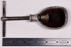 Vintage Walnut Shaped Cast Iron Screw Down Nutcracker 6″ Vice Cast Iron Silver