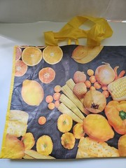 Meijer Reusable Shopping Tote Bag Size Medium 8x14x16″ Lemon Veg Yellow Theme