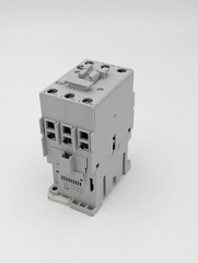 Allen Bradley 100-C37D00 37A 110V 50 Hz/120V 60 Hz AC Contactor USA NEW in BOX