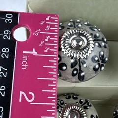 Casa Decor Ceramic Drawer Pull Knobs 6 Pc Silver / Tan /Black