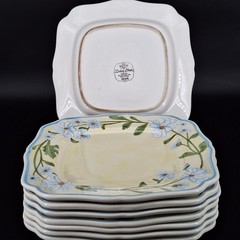 8 Vtg Daisy Chain Block 2001 Dinner Plates Lt. Blue White Yellow Daises 10.5″