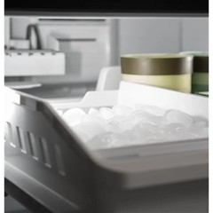 GE GWE19JGLWW 33″ Counter Depth French Door Refrigerator 18.6 Cu Ft