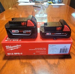 100% Guaranteed GENUINE- NEW Open Box-Milwaukee M18 5.0Ah And 1.5 Batteries