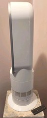Dyson AM09 Hot + Cool Jet Focus Fan Heater w/ Remote Winter Warmth / Summer Cool