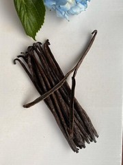 Organic FairTrade Madagascar Vanilla Beans Whole Grade A Pods – Benefits Charity
