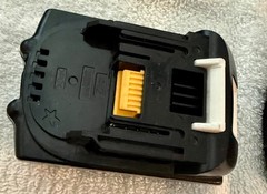 2*GENUINE MAKITA**BL1860B*18V LXT LITH-ION*6.0 Ah BATTERY*WITH CHARGE INDICATORS