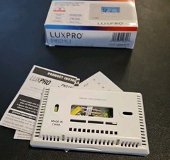 LuxPro P621U Thermostat for Heat & AC and Heat Pumps 2 Stages Heat 1 Stage Cool