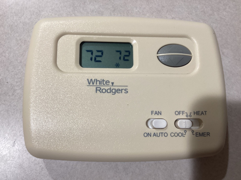 White Rodgers Non- Programmable thermostat 1F79 2 Heat/ 1 Cool Stages